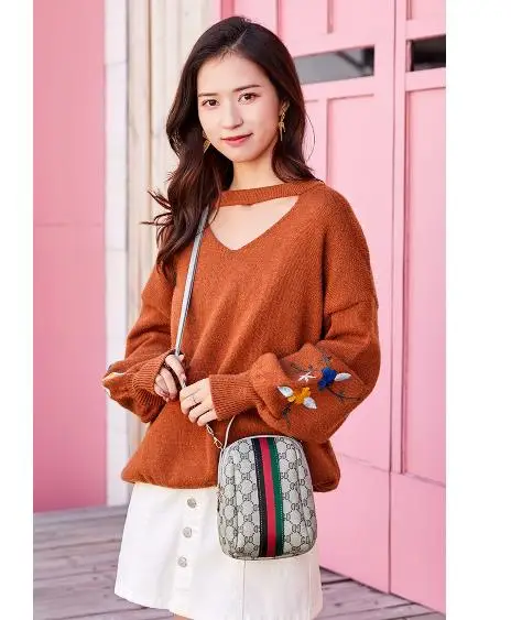 Korea- style shell NON-branded small bee shoulder 2020 spring and summer new products crossbody / shoulder bag and handbag
Korea- style shell NON-branded small bee shoulder 2020 spring and summer new products crossbody / shoulder bag and handbag