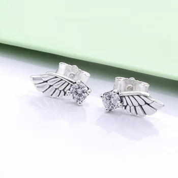 New Classic Shining Angel Wings White Zircon Earrings Fine Jewelry 925 Sterling Silver Wedding Stud Earrings For Women
New Classic Shining Angel Wings White Zircon Earrings Fine Jewelry 925 Sterling Silver Wedding Stud Earrings For Women