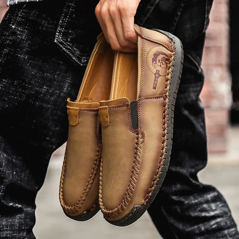 Men Four season Shoes Breathable Leather Flats Loafers Men Casual Shoes Fashion Slip On Driving Shoes Men Big Size 38-47 
Men Four season Shoes Breathable Leather Flats Loafers Men Casual Shoes Fashion Slip On Driving Shoes Men Big Size 38-47