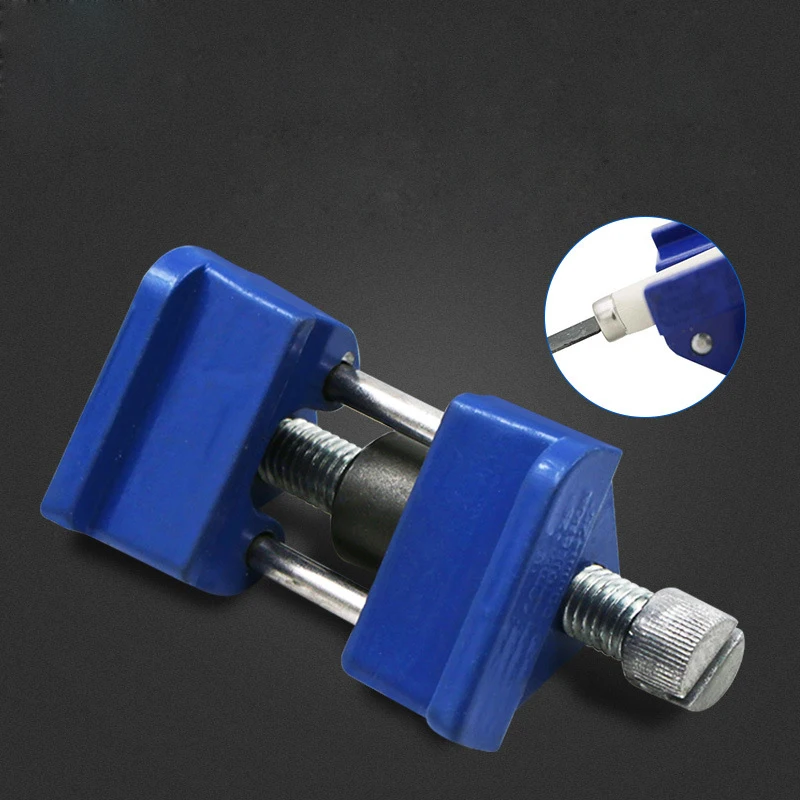 1pc Professional Woodworking fixed-angle sharpener Grinding machine with a chisel Woodworking fixed angle sharpener
1pc Professional Woodworking fixed-angle sharpener Grinding machine with a chisel Woodworking fixed angle sharpener