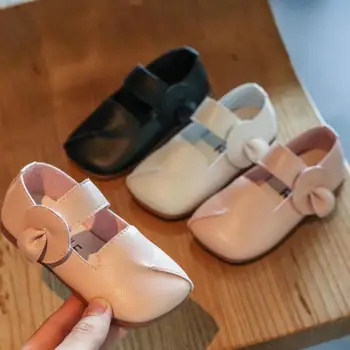2020 Children Leather Shoes New Solid Color Fashion School Shoes Autumn Girls Soft Skin Lovely Casual Wild Princess Party Shoes 
2020 Children Leather Shoes New Solid Color Fashion School Shoes Autumn Girls Soft Skin Lovely Casual Wild Princess Party Shoes