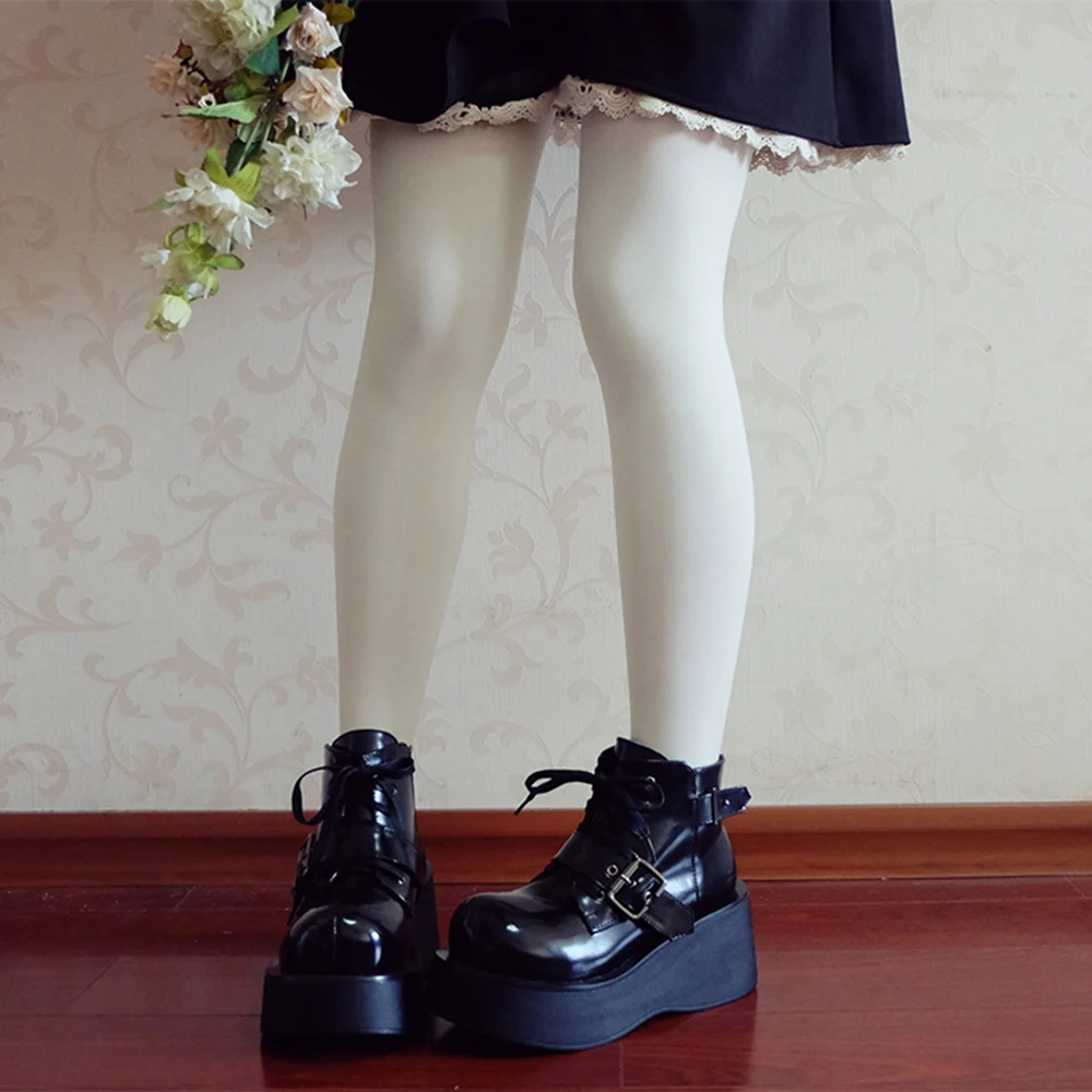 Rosetic Women Boots Vintage Black Female Harajuku Sponge Cake Thick Soled Big Shoes Punk Handsome Belt Buckle Plus Hair Short bo
Rosetic Women Boots Vintage Black Female Harajuku Sponge Cake Thick Soled Big Shoes Punk Handsome Belt Buckle Plus Hair Short bo