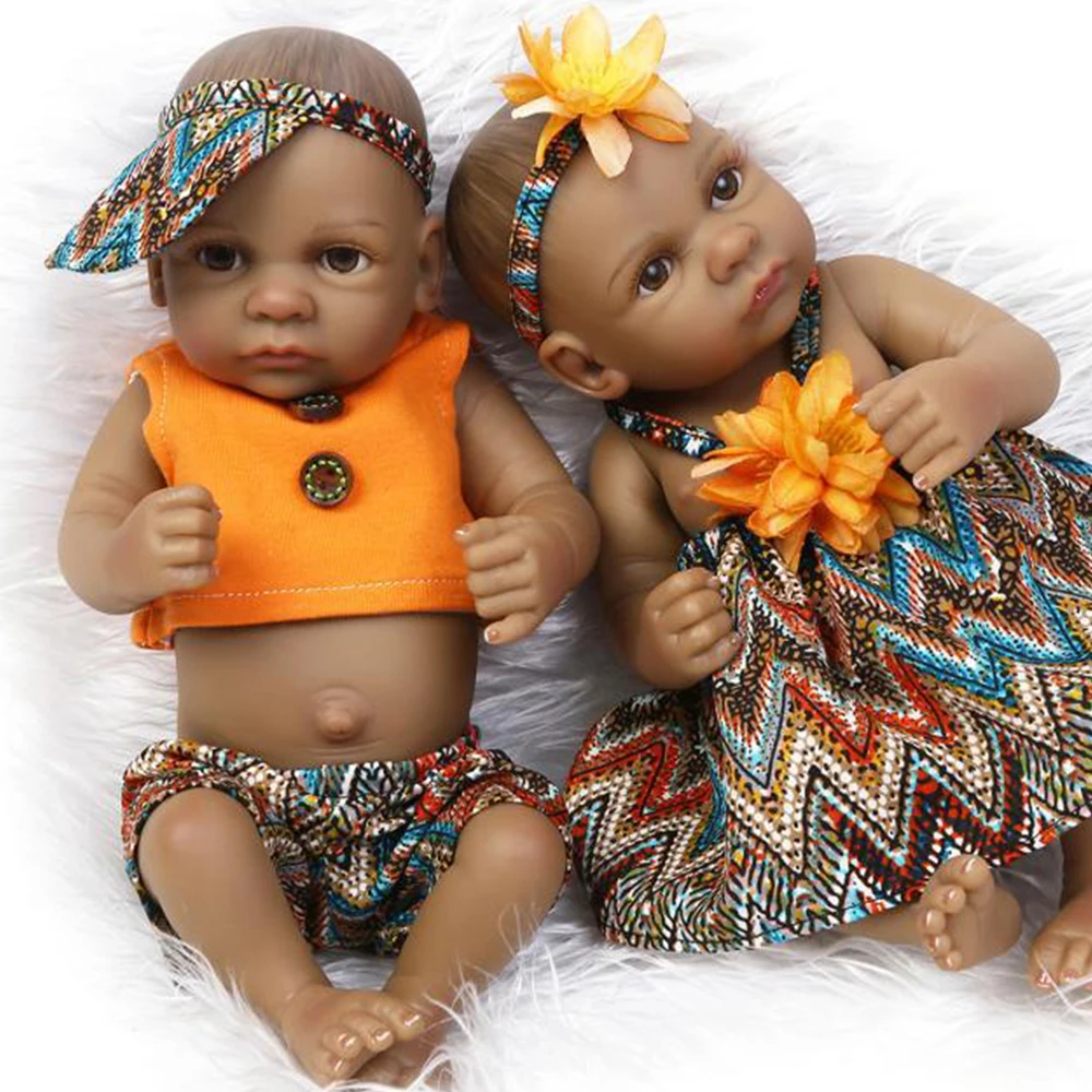 27CM Girl Boy Baby America Black Dolls Bebe Reborn Doll Realistic Full Silicone Baby Doll Toys Can bathe 
27CM Girl Boy Baby America Black Dolls Bebe Reborn Doll Realistic Full Silicone Baby Doll Toys Can bathe