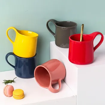Modern Ceramic Tea Coffee Cup with Handle Pottery Writer Milk Mug Color Original Kupa Bardak Temperature Programming Cup HH50MK
Modern Ceramic Tea Coffee Cup with Handle Pottery Writer Milk Mug Color Original Kupa Bardak Temperature Programming Cup HH50MK