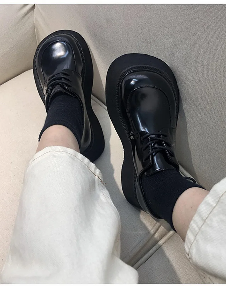Platforms Shoes Women Bottom Heels Woman Autumn Shoes Round Big toe Shoe British Style Girls Faves Footwear Slip On Black