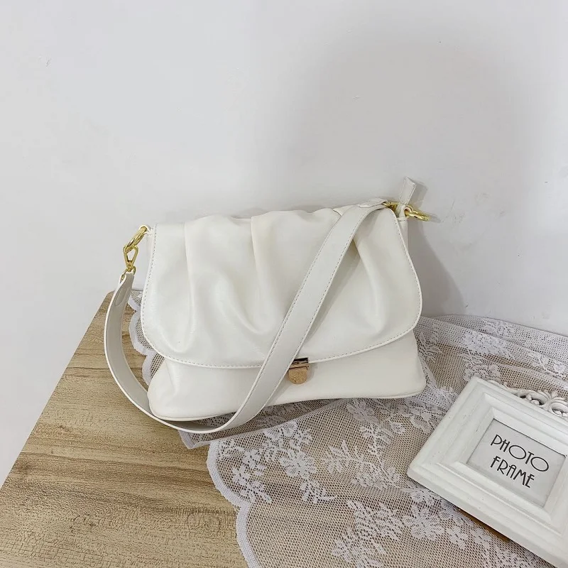 Advanced Niche Design 2020 New Handbag Large Capacity Fold Small Square Bags Texture One-shoulder Diagonal Female Bags Hand Bags
Advanced Niche Design 2020 New Handbag Large Capacity Fold Small Square Bags Texture One-shoulder Diagonal Female Bags Hand Bags