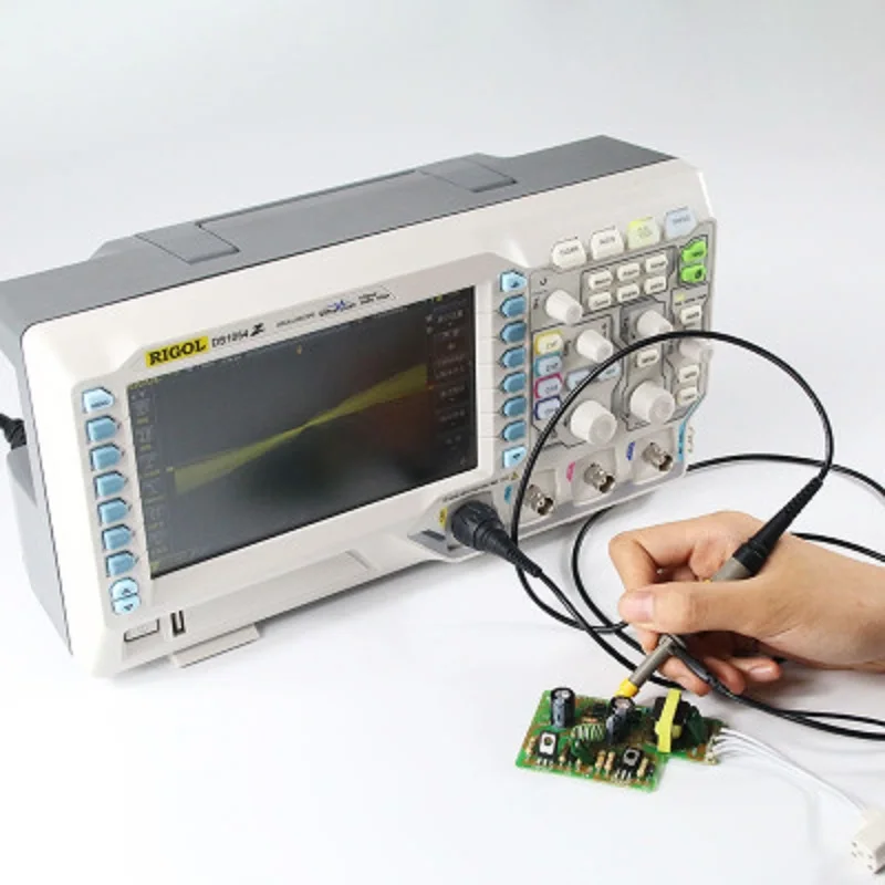 RIGOL DS1054Z 50MHz Digital Oscilloscope 4 Analog Channels 50MHz Bandwidth 12Mpts Memory Digital Scopemeter
RIGOL DS1054Z 50MHz Digital Oscilloscope 4 Analog Channels 50MHz Bandwidth 12Mpts Memory Digital Scopemeter