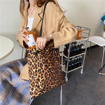 Leopard Print Large Women's Bag 2020 Large Capacity Animal Pattern Shoulder Bag Female Cotton Cloth Tote Bags Ladies Wild Bags
Leopard Print Large Women's Bag 2020 Large Capacity Animal Pattern Shoulder Bag Female Cotton Cloth Tote Bags Ladies Wild Bags