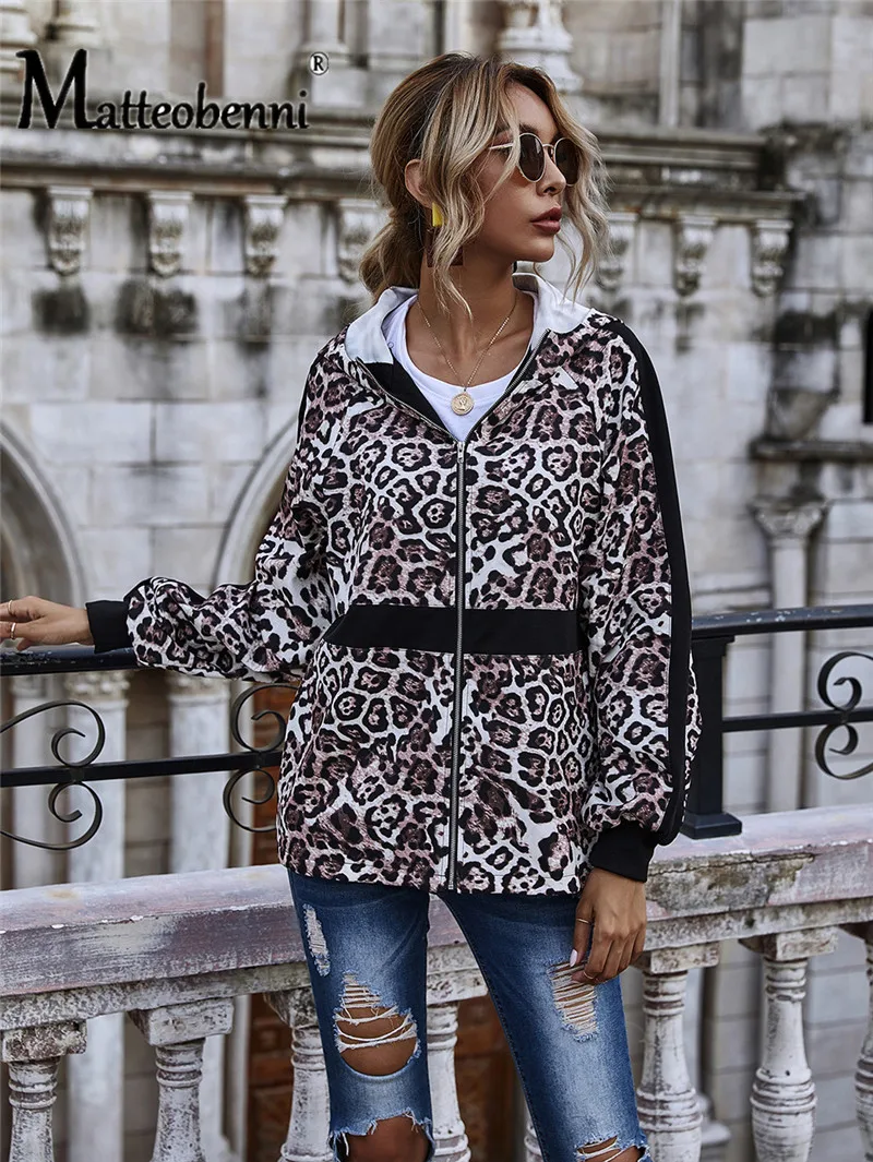2020 Women's New Fashion Style For Autumn and Winter Leopard Print Loose Comfortable Panel Hooded Zip Jacket streetwear clothes
2020 Women's New Fashion Style For Autumn and Winter Leopard Print Loose Comfortable Panel Hooded Zip Jacket streetwear clothes