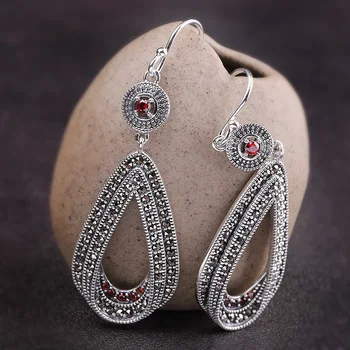 manufacturer direct selling summer new Thai silver sterling silver 925 sterling silver jewelry lady's eardrop of pomegranate red
manufacturer direct selling summer new Thai silver sterling silver 925 sterling silver jewelry lady's eardrop of pomegranate red