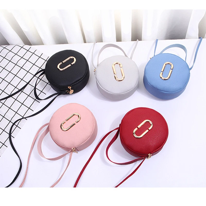 2019 new PU shoulder bag diagonal hand ring lychee pattern ladies purse mobile phone small round difference package
2019 new PU shoulder bag diagonal hand ring lychee pattern ladies purse mobile phone small round difference package
