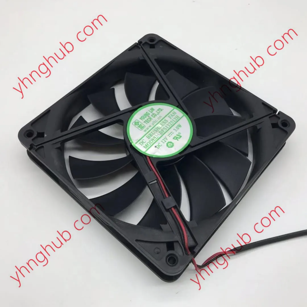 

Young Lin DFB132512H DC 12V 3.0W 135x135x25mm 2-Wire Server Cooling Fan