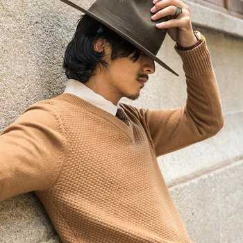 mens sweater Autumn and winter retro British style V-neck sweater Plaid Sweetheart Neck Long Sleeve Sweater Casual slim sweater
mens sweater Autumn and winter retro British style V-neck sweater Plaid Sweetheart Neck Long Sleeve Sweater Casual slim sweater