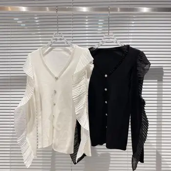 2020 Autumn Long Butterfly Sleeve V Neck Beadings Buttons V Neck Knitted Cardigans Sweater Women C109
2020 Autumn Long Butterfly Sleeve V Neck Beadings Buttons V Neck Knitted Cardigans Sweater Women C109