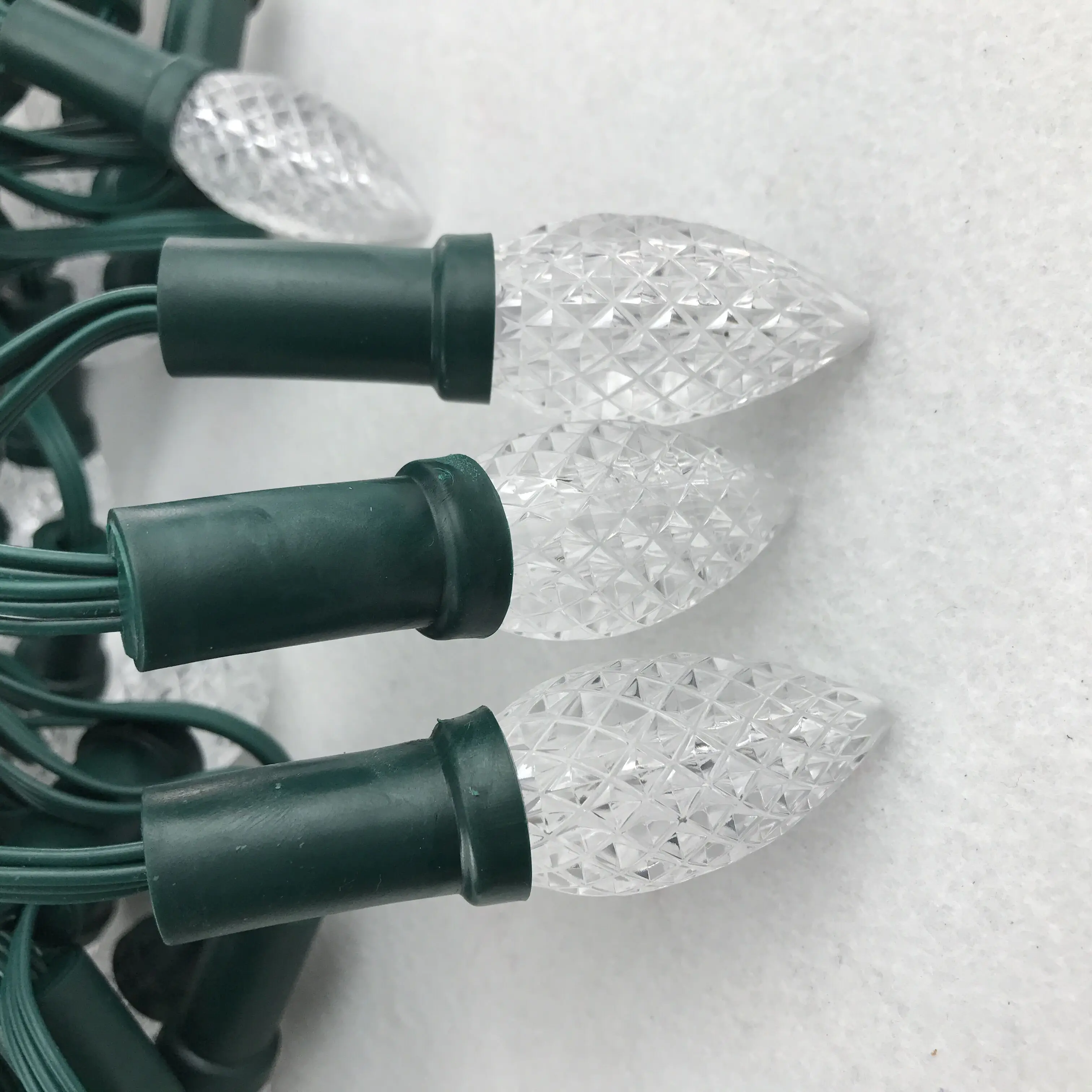 50nodes addressable RGB C9 DC12V WS2811 LED Christmas pixel string light;6inches(15cm) spacing;GREEN wire;IP68;xConnect pigtials
50nodes addressable RGB C9 DC12V WS2811 LED Christmas pixel string light;6inches(15cm) spacing;GREEN wire;IP68;xConnect pigtials