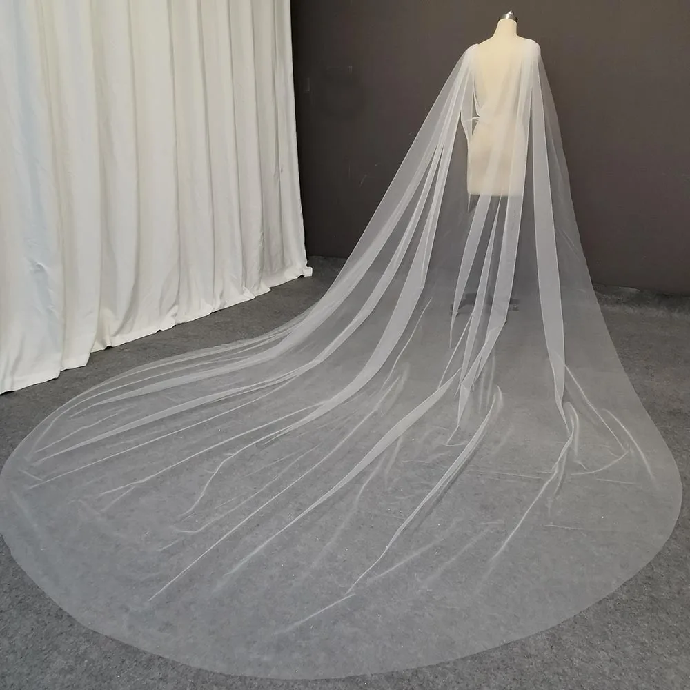 

Elegant Plain Tulle Wedding Cape 3.5 Meters Long Soft White Ivory Bridal Bolero Wraps Romantic Wedding Accessories Cape Veil