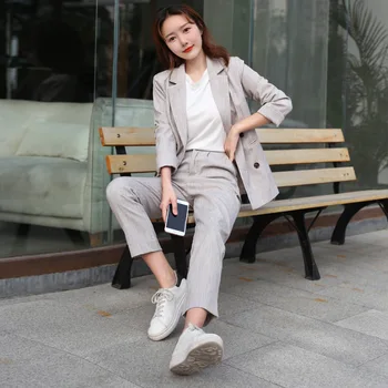 Set female 2019 autumn new small suit jacket casual loose two-piece temperament fashion was thin solid color women's clothes set
Set female 2019 autumn new small suit jacket casual loose two-piece temperament fashion was thin solid color women's clothes set