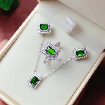 

CHARMING CLEAR GREEN COLOR DIOPSIDE GEMSTONE RING EARRINGS AND NECKLACE JEWELRY SET EXQUISITE NATURAL GEM 925 SILVER PARTY GIFT