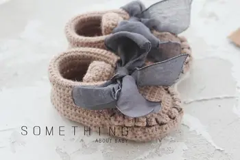 Haute Couture Handmade Bowknot Crocheting Hand DIY Baby Shoes Material Package Baby Shoes Learning Step Soft Bottom Shoes
Haute Couture Handmade Bowknot Crocheting Hand DIY Baby Shoes Material Package Baby Shoes Learning Step Soft Bottom Shoes