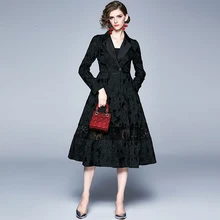 2019 Autumn / Spring Vintage Black Jacquard Flowers Pattern Lace Pacthwork Long Coat Runway Designer Women Trench XXL
2019 Autumn / Spring Vintage Black Jacquard Flowers Pattern Lace Pacthwork Long Coat Runway Designer Women Trench XXL