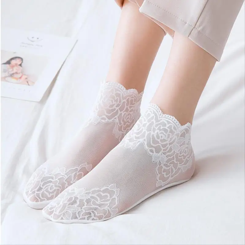 New Style Lace Short Socks Thin Cotton Mid-calf Silk Stockings Summer Sweat Absorbing Anti-slip Invisible Ankle Sock WOMEN'S Soc
New Style Lace Short Socks Thin Cotton Mid-calf Silk Stockings Summer Sweat Absorbing Anti-slip Invisible Ankle Sock WOMEN'S Soc