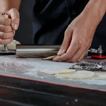 Kitchen Tools Easy Dough Roller Pin LaborOne-Handed Stainless Steel Gadgets Oodles Rotating Roller Bakery Metal Dough Scraped
Kitchen Tools Easy Dough Roller Pin LaborOne-Handed Stainless Steel Gadgets Oodles Rotating Roller Bakery Metal Dough Scraped