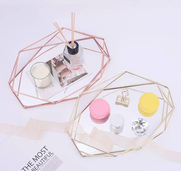 Vintage European Colorful Glass Metal Storage Tray Gold Oval Dotted Fruit Plate Desktop Small Items Jewelry Display Tray Mirror
Vintage European Colorful Glass Metal Storage Tray Gold Oval Dotted Fruit Plate Desktop Small Items Jewelry Display Tray Mirror