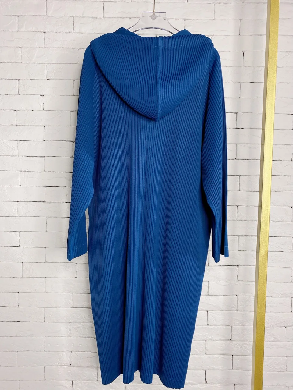 Women trench coat Miyake Pleated Fashion High Street Solid Loose Plus Size Single Breasted Hooded windbreaker 
Women trench coat Miyake Pleated Fashion High Street Solid Loose Plus Size Single Breasted Hooded windbreaker