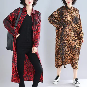 Women Windbreaker Spring Autumn Long Trench Coat Streetwear Leopard Dresses Long sleeve Retro Ladies Chic Elegant Outerwear D26
Women Windbreaker Spring Autumn Long Trench Coat Streetwear Leopard Dresses Long sleeve Retro Ladies Chic Elegant Outerwear D26