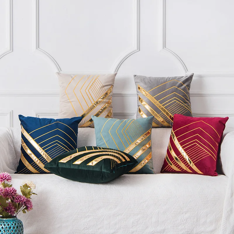 Velvet Cushion Cover with Bronzing Patch Embroidered Pillowcase Throw Covers for Sofa Bed Office Home Decor
Velvet Cushion Cover with Bronzing Patch Embroidered Pillowcase Throw Covers for Sofa Bed Office Home Decor