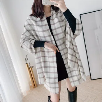In autumn and winter of 2019, thicker cashmere-like lady's scarf with warm Plaid printing for student scarf,Scarf and shawl 
In autumn and winter of 2019, thicker cashmere-like lady's scarf with warm Plaid printing for student scarf,Scarf and shawl