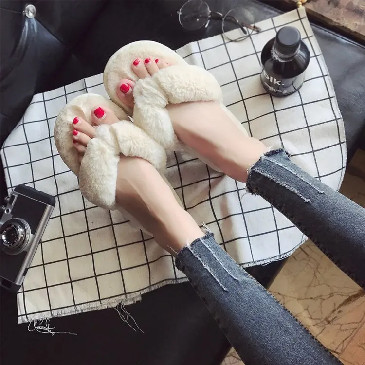 2019 New Style WOMEN'S Fashion Slippers Furry Flat Household Casual Sandals
2019 New Style WOMEN'S Fashion Slippers Furry Flat Household Casual Sandals