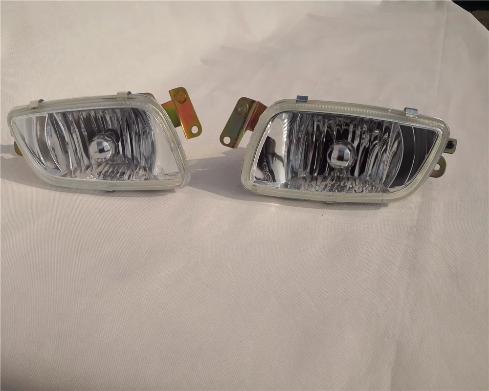 Front Bumper Fog Light Lamp Foglight For Mitsubishi Pajero Montero 2000 2001 2002 2003 V73 V75 V76 V77 V78 MR508189 MR508190 
Front Bumper Fog Light Lamp Foglight For Mitsubishi Pajero Montero 2000 2001 2002 2003 V73 V75 V76 V77 V78 MR508189 MR508190