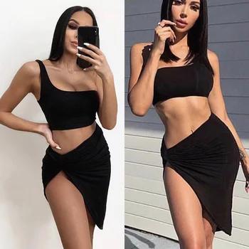 Women Sexy Clothes 2Pieces Sets Crop Top Vest Short Skirt Bodycon Evening Party Tracksuit Summer Female Clothing
Women Sexy Clothes 2Pieces Sets Crop Top Vest Short Skirt Bodycon Evening Party Tracksuit Summer Female Clothing