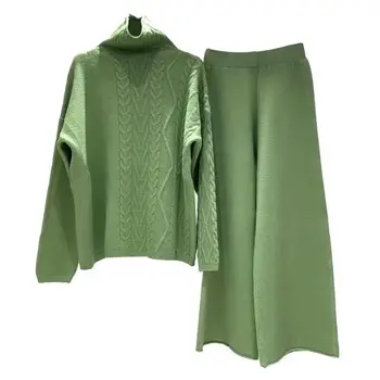2020Women Woolen Solf warm Knitted suit Female wide legs pullover sweater & pant 2 piece set ,apricot Pink Green Blue 
2020Women Woolen Solf warm Knitted suit Female wide legs pullover sweater & pant 2 piece set ,apricot Pink Green Blue