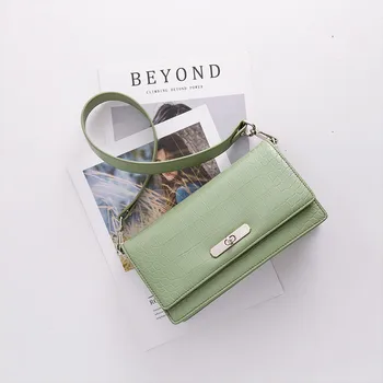 Small Square Bag Female Slung Retro 2020 New Multi-layered Fashion Chain One-shoulder Portable Foreign Style Organ Bag
Small Square Bag Female Slung Retro 2020 New Multi-layered Fashion Chain One-shoulder Portable Foreign Style Organ Bag