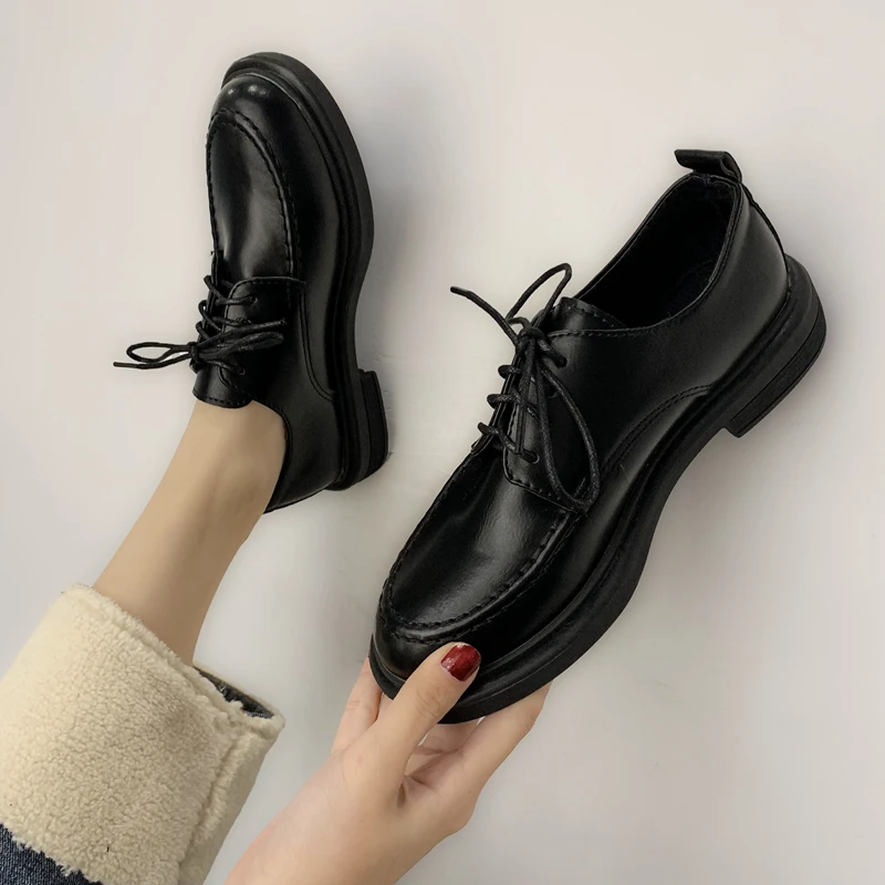 Retro Woman Shoes Elegant Round Toe All-Match Female Footwear Casual Sneaker Autumn British Style Shallow Mouth Oxfords Women's
Retro Woman Shoes Elegant Round Toe All-Match Female Footwear Casual Sneaker Autumn British Style Shallow Mouth Oxfords Women's