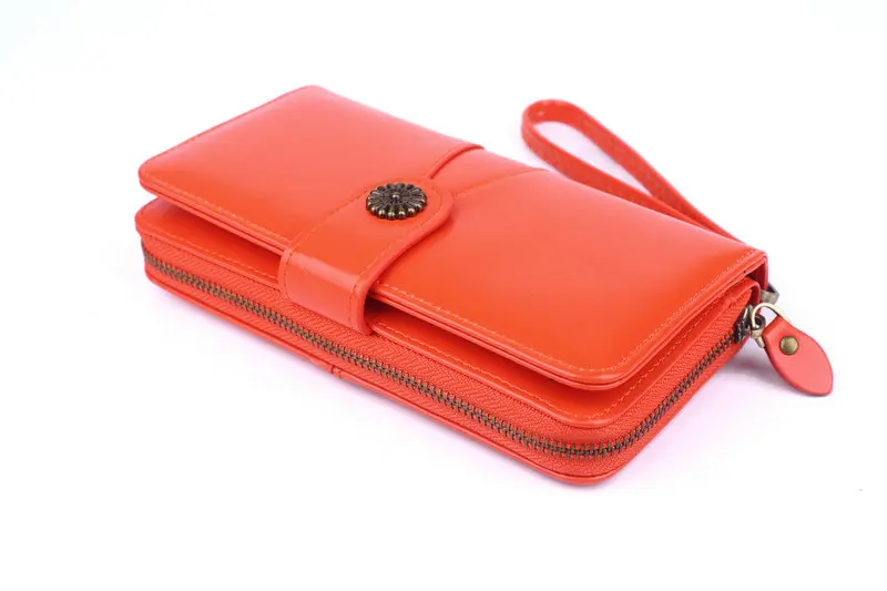 1566439413711_606A9821