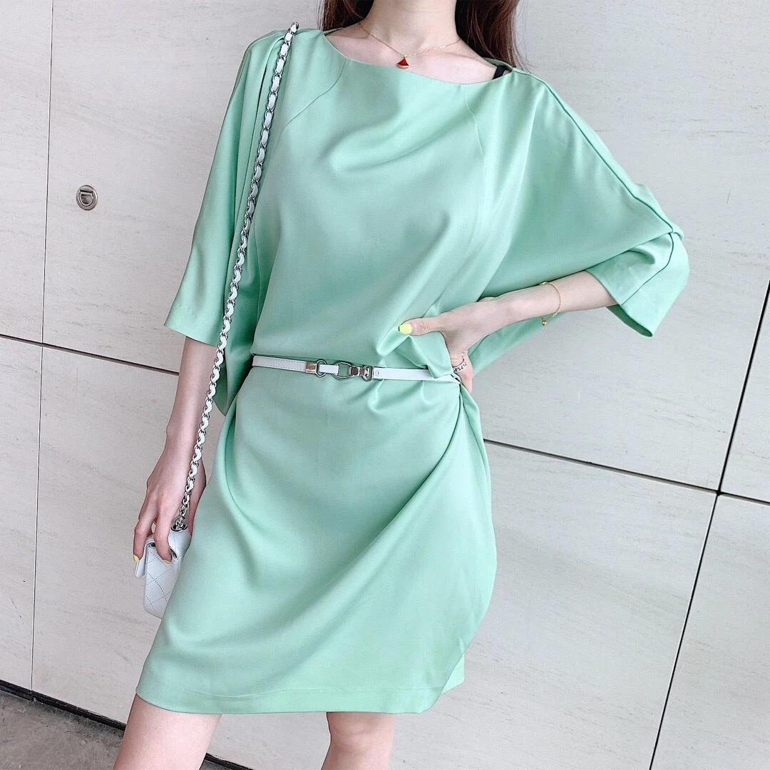 2019 New High Quality Mid-length Simple Bat Sleeves Loose Small Fragrance Thin Solid Color Dress With Belt Luxury Brand Dress
2019 New High Quality Mid-length Simple Bat Sleeves Loose Small Fragrance Thin Solid Color Dress With Belt Luxury Brand Dress