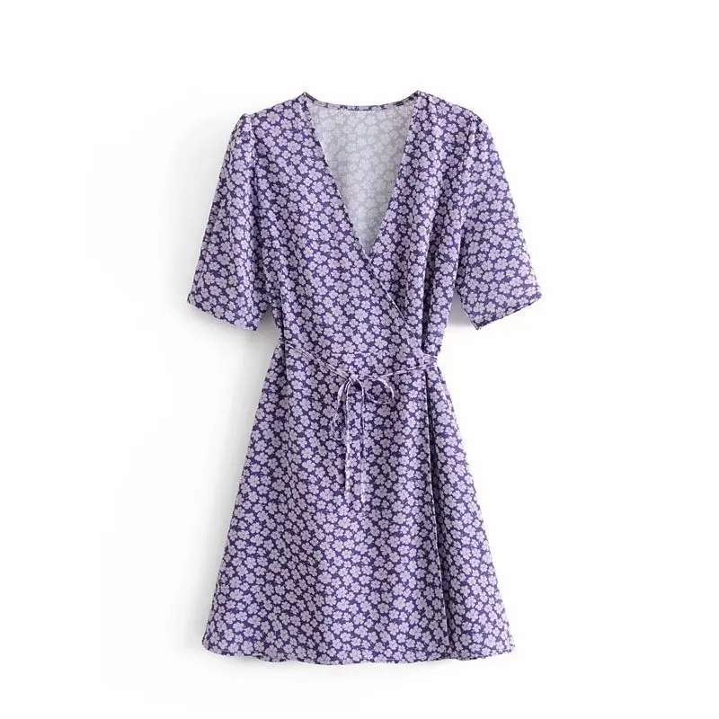 A deep v-neck YT45-6202 in Europe and the van cultivate morality Daisy printing each lace dress with short sleeves
A deep v-neck YT45-6202 in Europe and the van cultivate morality Daisy printing each lace dress with short sleeves