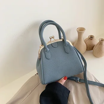 Brand Originality Design women bag 2019 new fashion clip hand bill of lading shoulder Messenger bag shell bag
Brand Originality Design women bag 2019 new fashion clip hand bill of lading shoulder Messenger bag shell bag