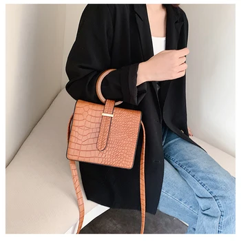 Wooden Tote Shoulder Bag for Women 2020 Crocodile PU Leather Crossbody Bag Vintage Fashion Trend Handbags and Phone Purses
Wooden Tote Shoulder Bag for Women 2020 Crocodile PU Leather Crossbody Bag Vintage Fashion Trend Handbags and Phone Purses
