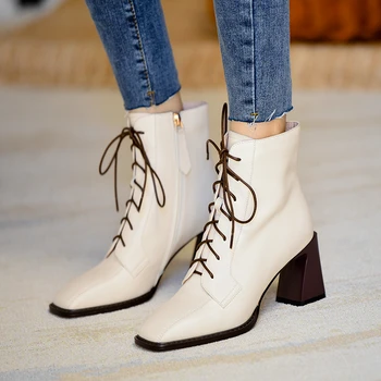 Genuine Leather Women Ankle Boots Autumn Winter Fashion lace up High Heels Party Night Club Shoes Woman Short Boots
Genuine Leather Women Ankle Boots Autumn Winter Fashion lace up High Heels Party Night Club Shoes Woman Short Boots