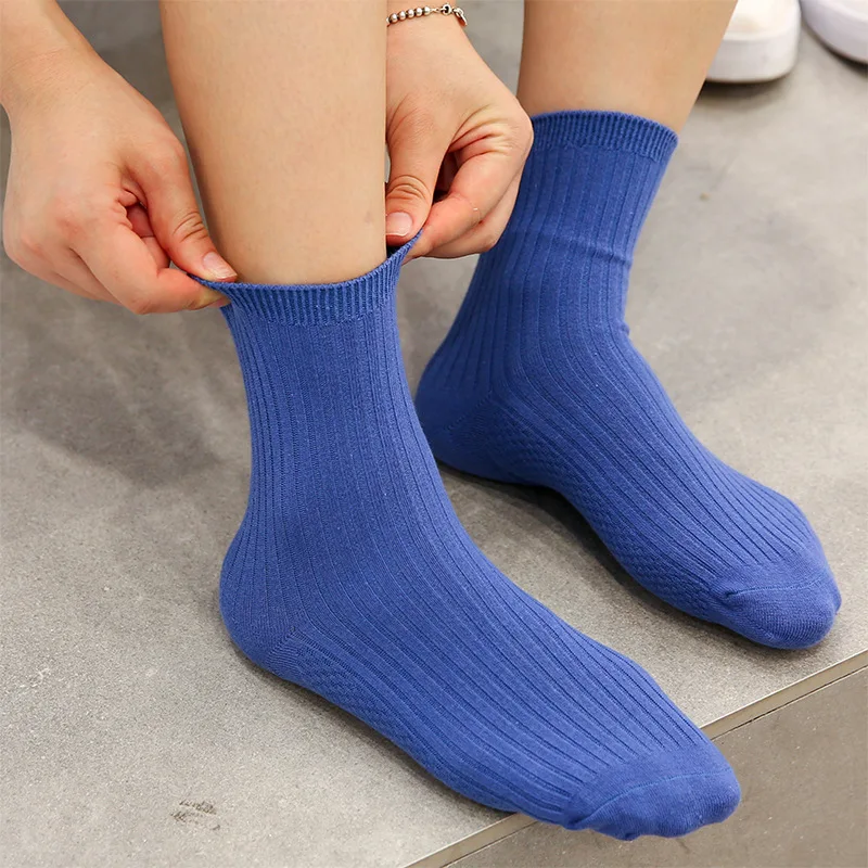 2020 Absorb sweat Women's Cotton Solid Color Medium Tube Women Socks Double syringe massage fashion socks stocking breathable
2020 Absorb sweat Women's Cotton Solid Color Medium Tube Women Socks Double syringe massage fashion socks stocking breathable