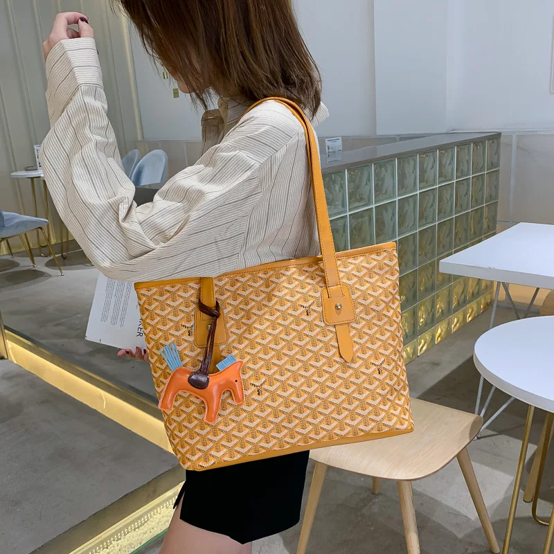 Bag Women's 2020 New Style Fashion Korean-style Versatile Tote Bag INS Fashion Simple Large Capacity Shoulder Bag/ Hand Bag Larg 
Bag Women's 2020 New Style Fashion Korean-style Versatile Tote Bag INS Fashion Simple Large Capacity Shoulder Bag/ Hand Bag Larg