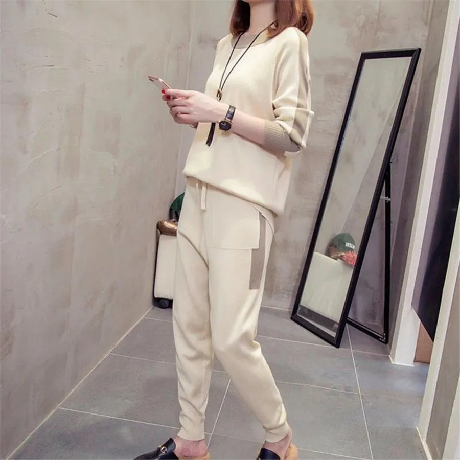 Women sweater suit and sets Fashion Casual 2PCS Track Suit diamond shoulder Knitted Trousers+Jumper Tops Costume Clothing Set
Women sweater suit and sets Fashion Casual 2PCS Track Suit diamond shoulder Knitted Trousers+Jumper Tops Costume Clothing Set