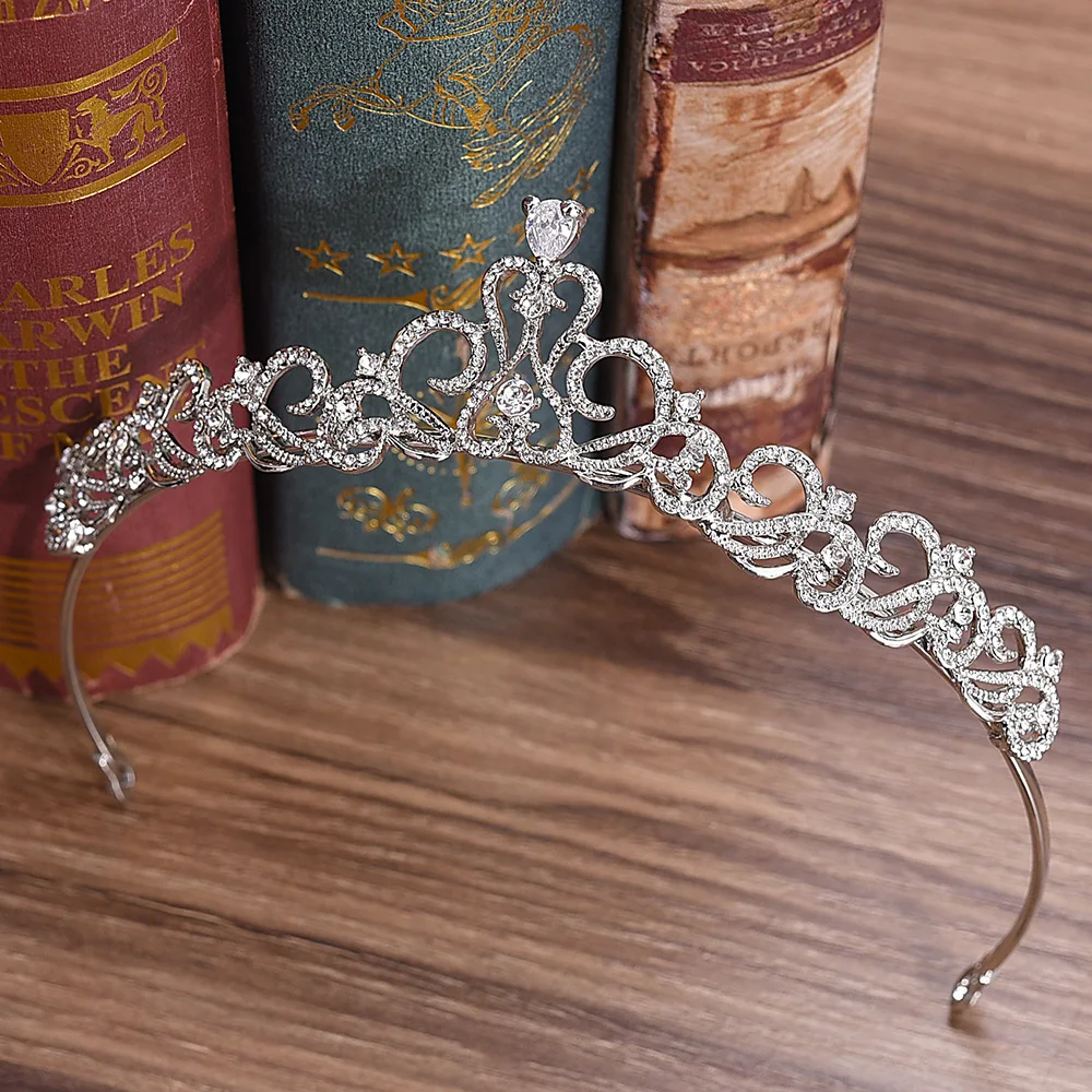 Crystal Tiara Wedding Bridal Crown Headpiece Rhinestone Crown Tiaras for Women Birthday Party Princess Crystal Crowns
Crystal Tiara Wedding Bridal Crown Headpiece Rhinestone Crown Tiaras for Women Birthday Party Princess Crystal Crowns