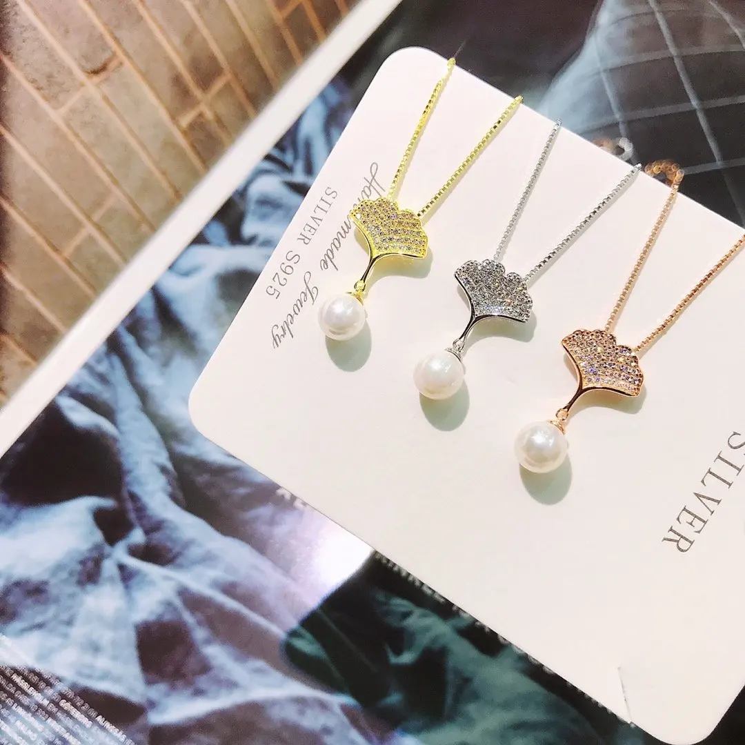 Exquisite 925 Sterling Silver Exquisiteness Jewelry Necklace Colorful Cubic Zircon Apricot Leaf Pendant Not Easy Fade Chain
Exquisite 925 Sterling Silver Exquisiteness Jewelry Necklace Colorful Cubic Zircon Apricot Leaf Pendant Not Easy Fade Chain