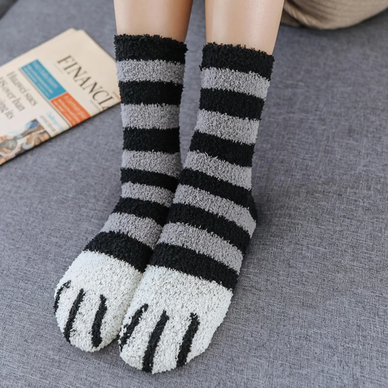 Cute Cat Claw Coral Velvet Socks Women Japan Style Thick Warm Socks Femme Winter Funny Socks Sleep Floor Calcetines meias
Cute Cat Claw Coral Velvet Socks Women Japan Style Thick Warm Socks Femme Winter Funny Socks Sleep Floor Calcetines meias