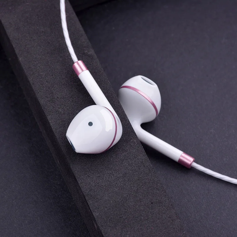 High-Resolution Voice In-Ear Wired Earphone Type-C Bass Earbuds Music Sport Game Headset with Mic for Smartphone
High-Resolution Voice In-Ear Wired Earphone Type-C Bass Earbuds Music Sport Game Headset with Mic for Smartphone